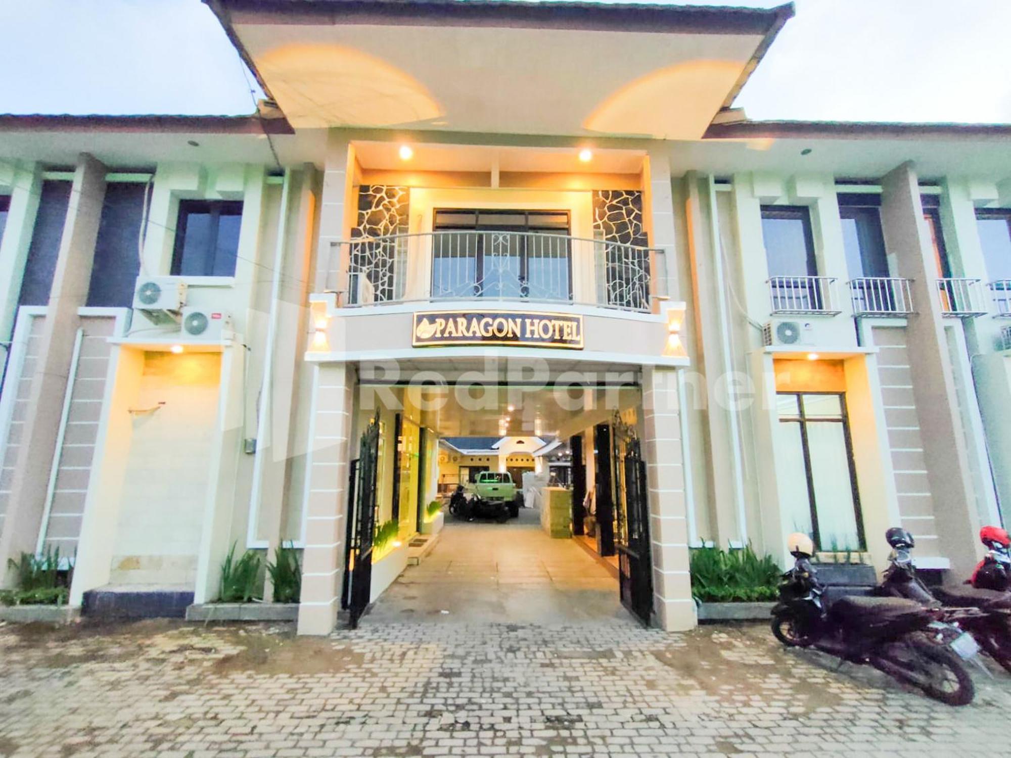 The Paragon Hotel Cilacap Redpartner Exterior foto